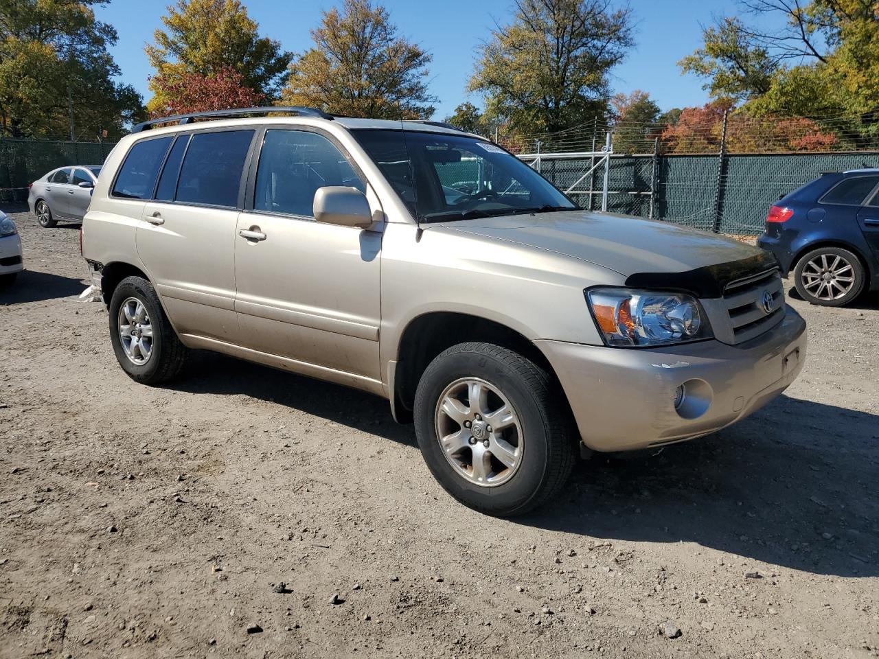 2005 TOYOTA HIGHLANDER