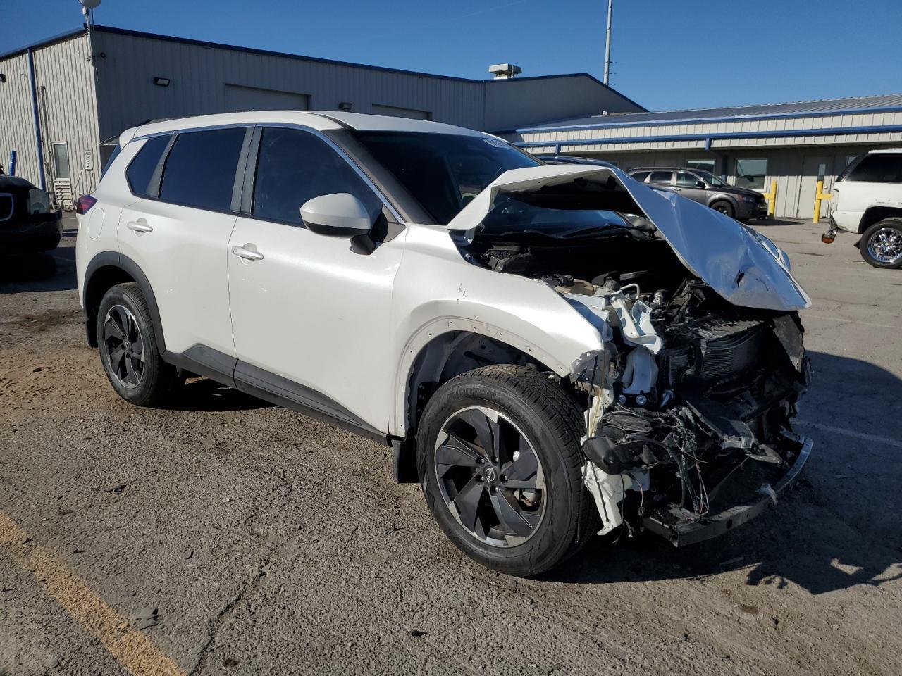 2024 NISSAN ROGUE