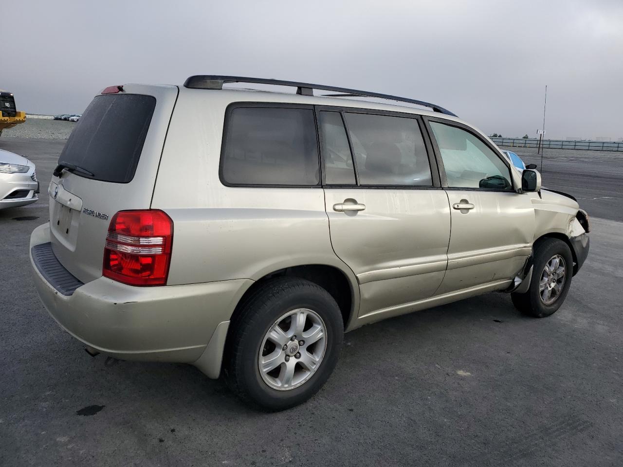 2001 TOYOTA HIGHLANDER