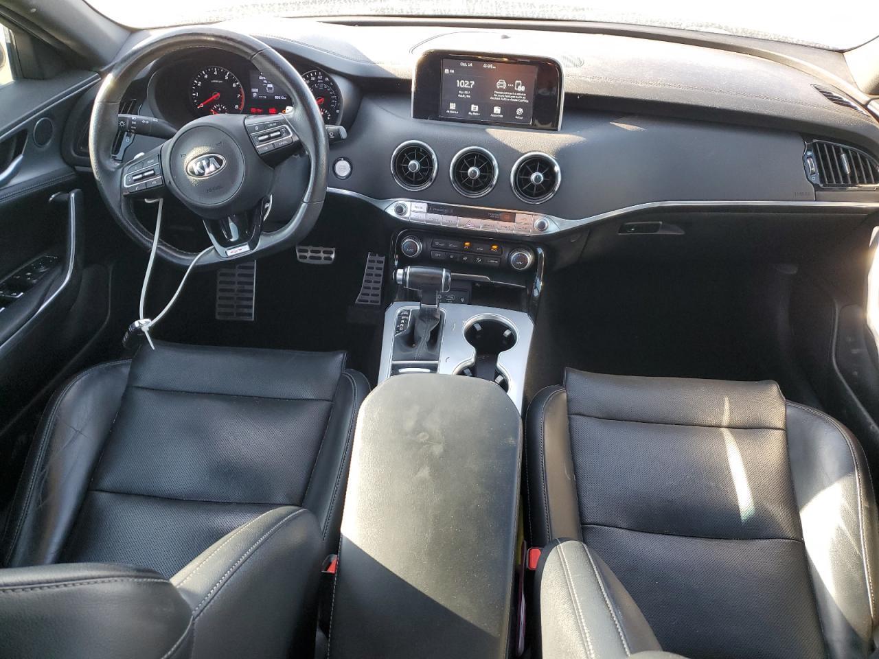 2021 KIA Stinger