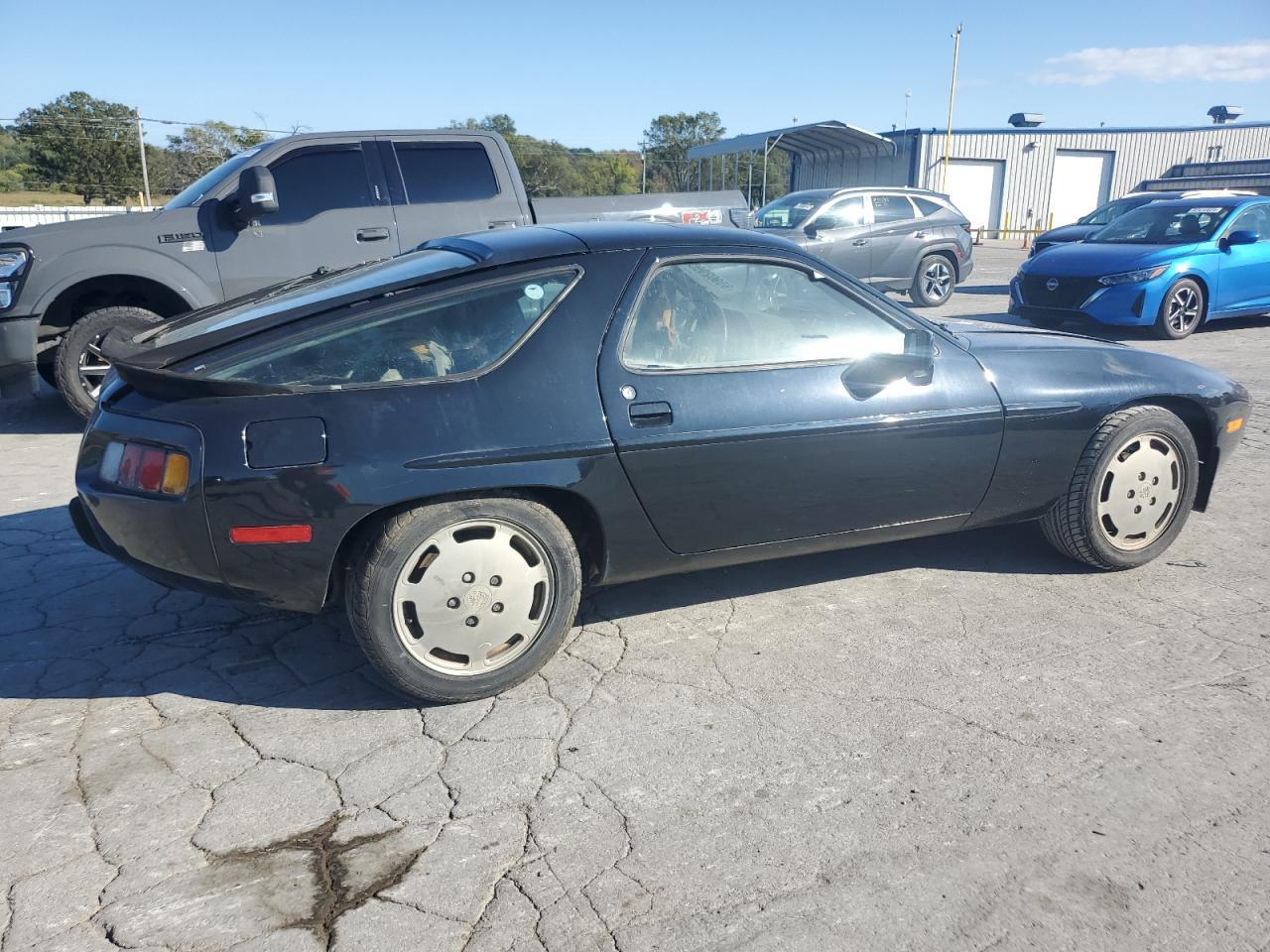 1984 PORSCHE 928