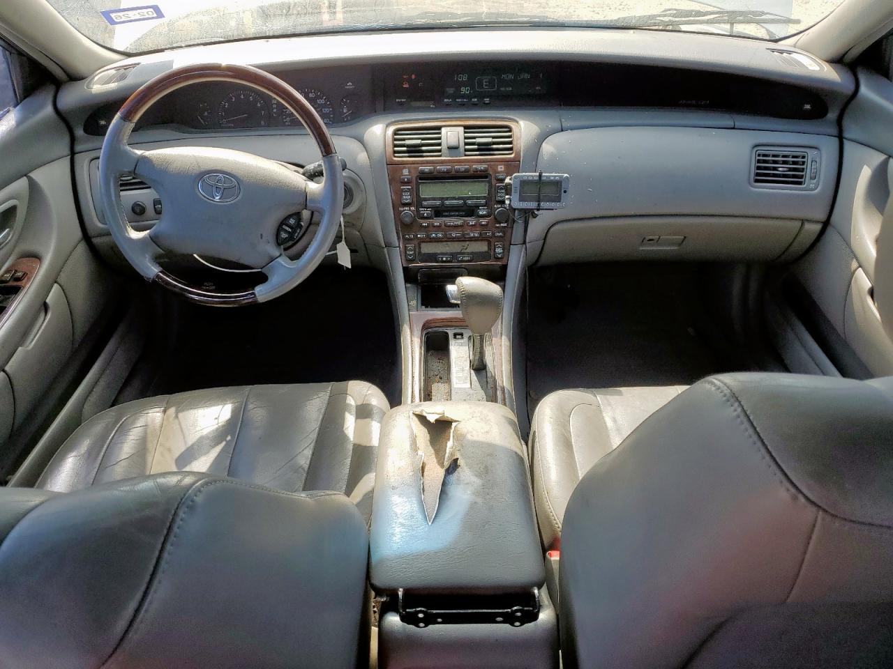 2003 TOYOTA Avalon