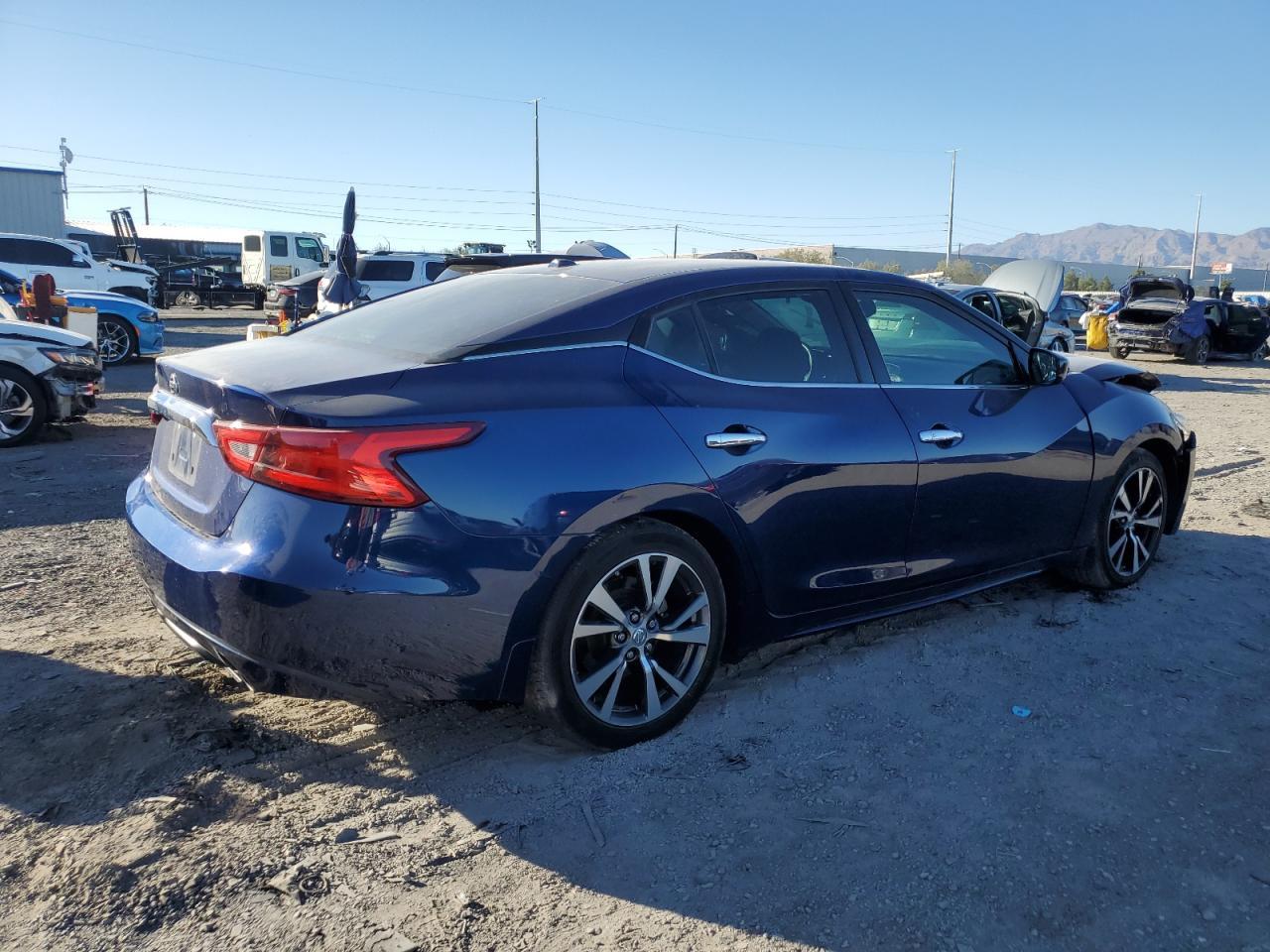 2018 NISSAN Maxima