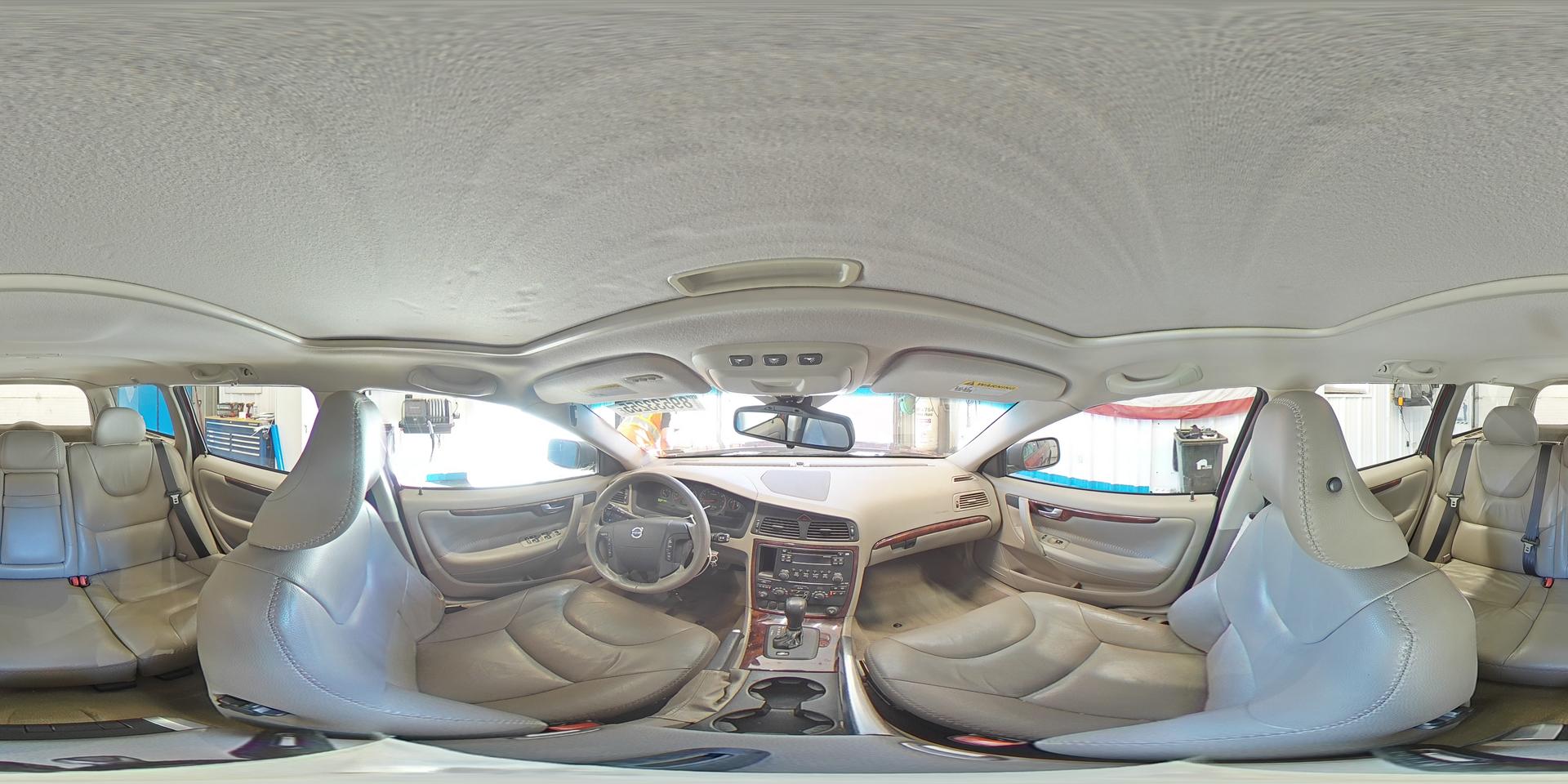 2006 VOLVO XC70