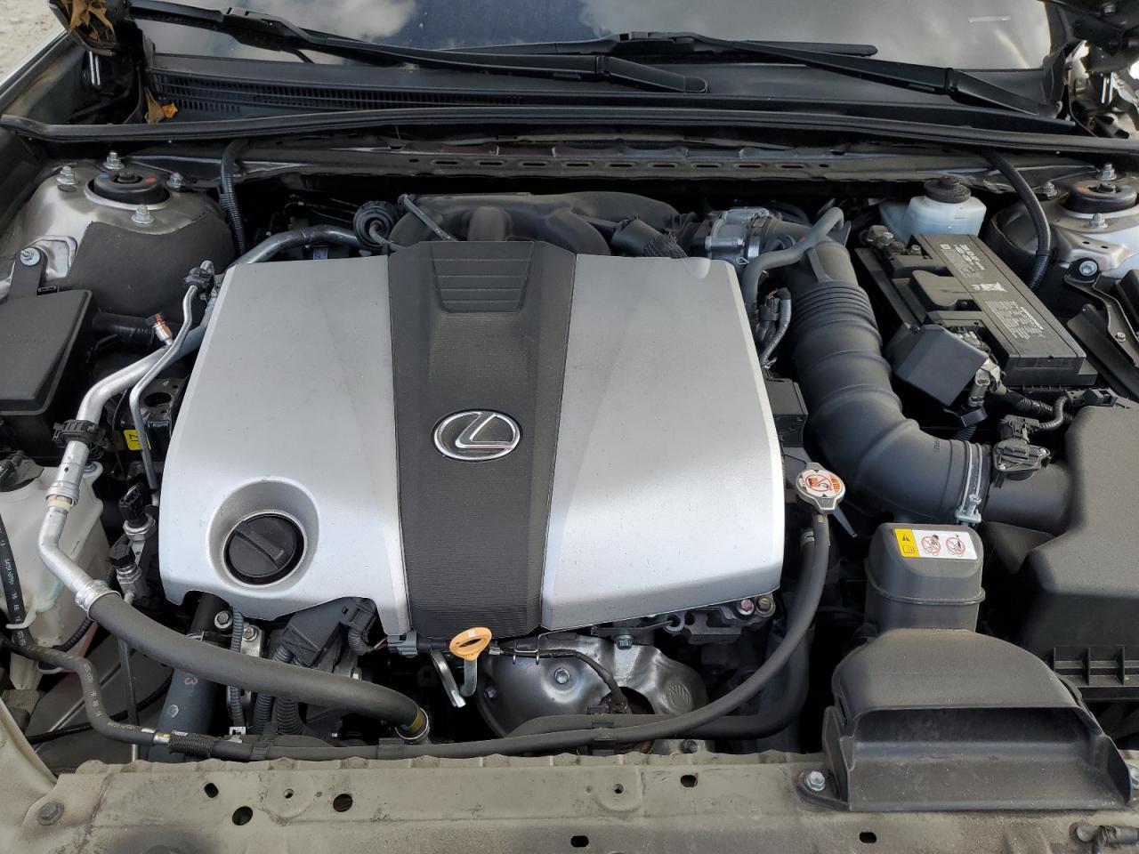 2019 LEXUS Es