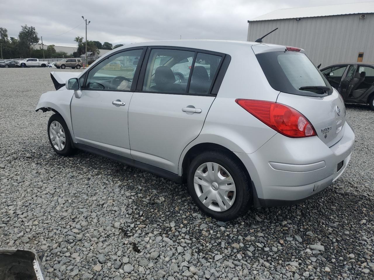2010 NISSAN VERSA