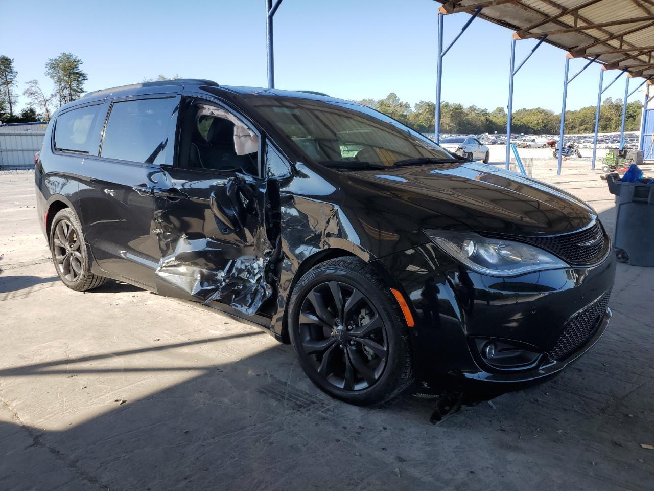 2019 CHRYSLER Pacifica