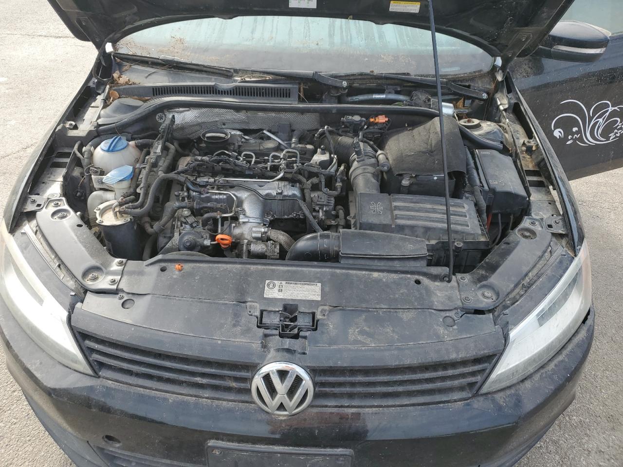 2012 VOLKSWAGEN JETTA