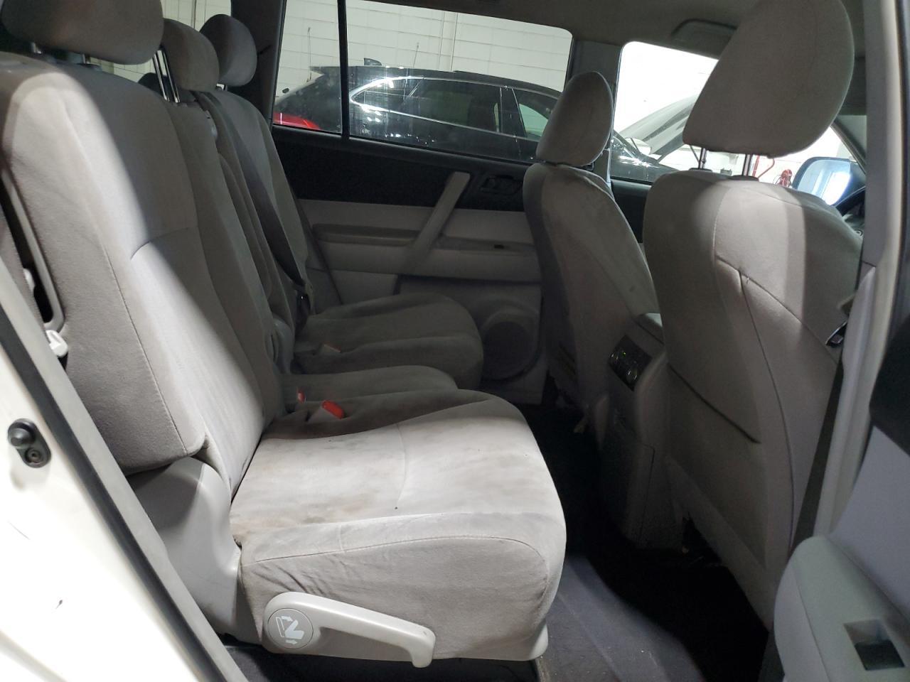 2013 TOYOTA HIGHLANDER