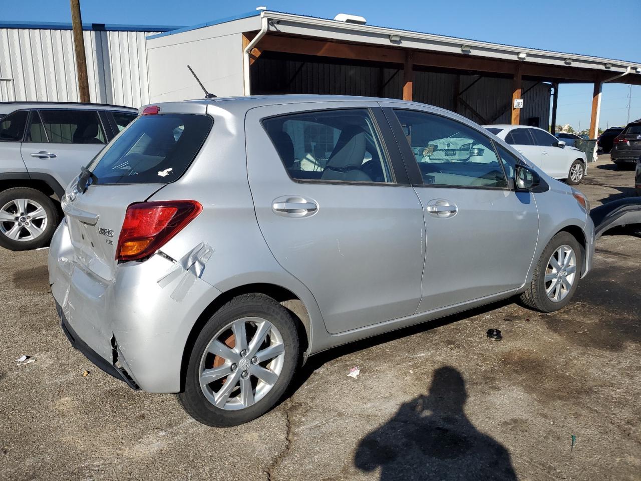 2016 TOYOTA YARIS