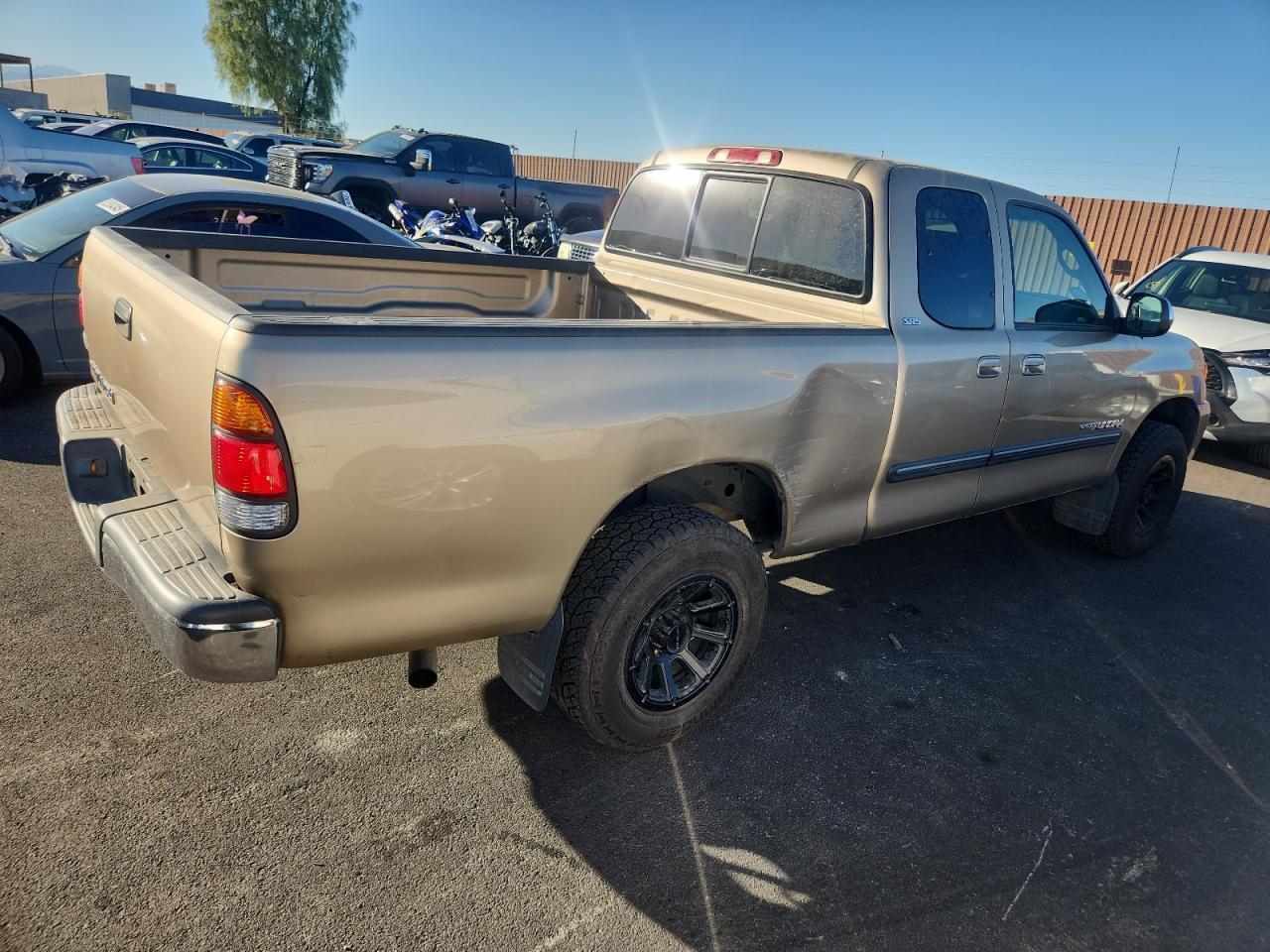 2003 TOYOTA TUNDRA