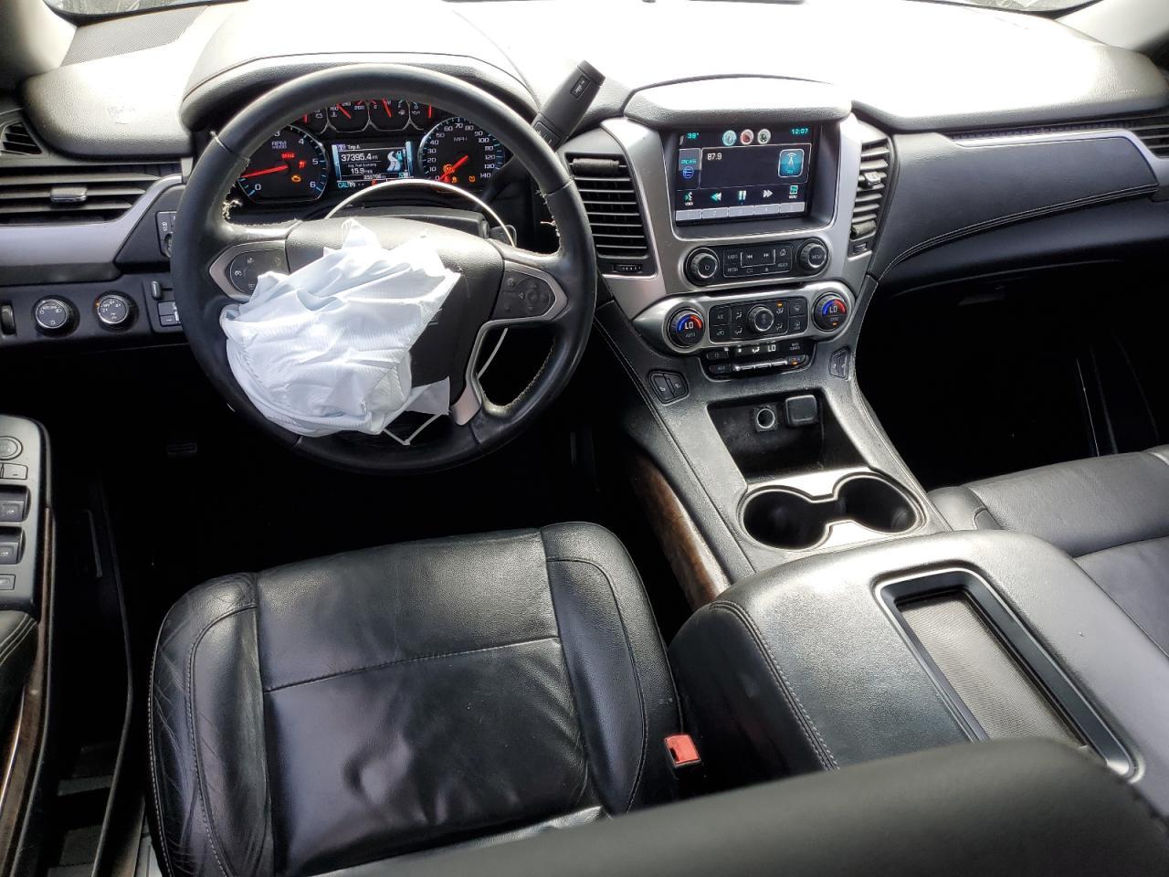 2015 CHEVROLET Suburban