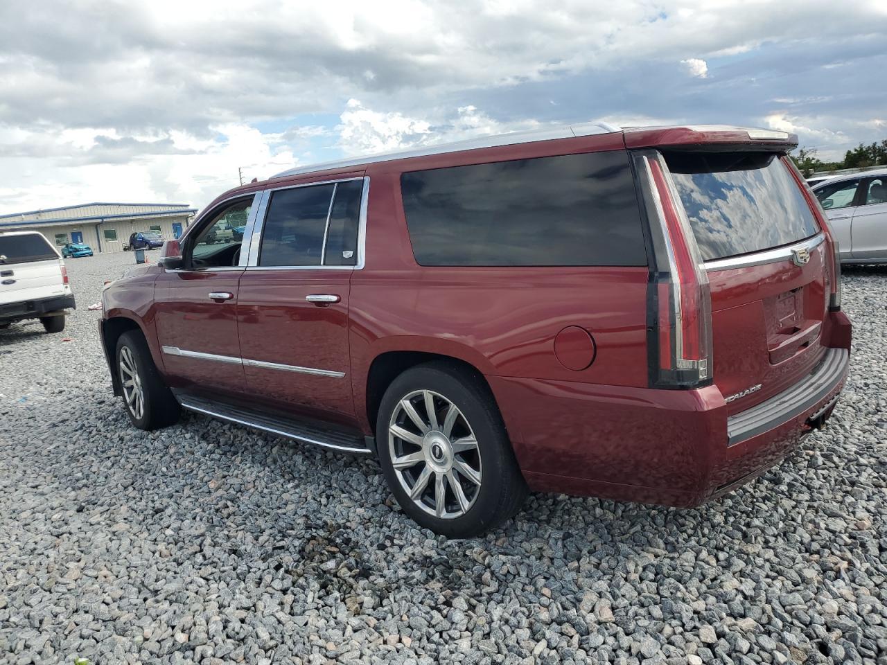 2017 CADILLAC Escalade ESV