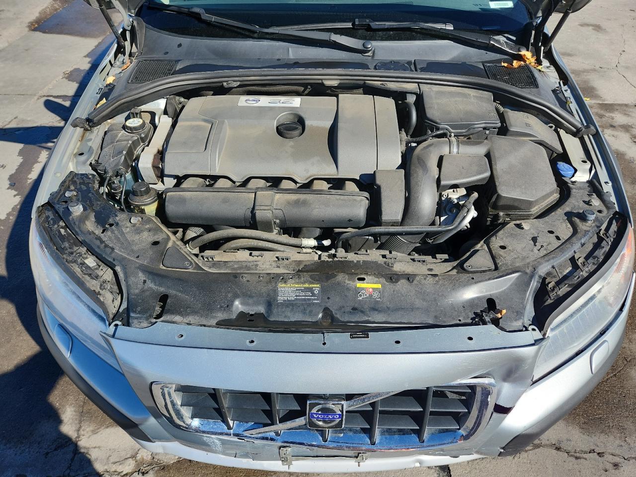 2008 VOLVO XC70