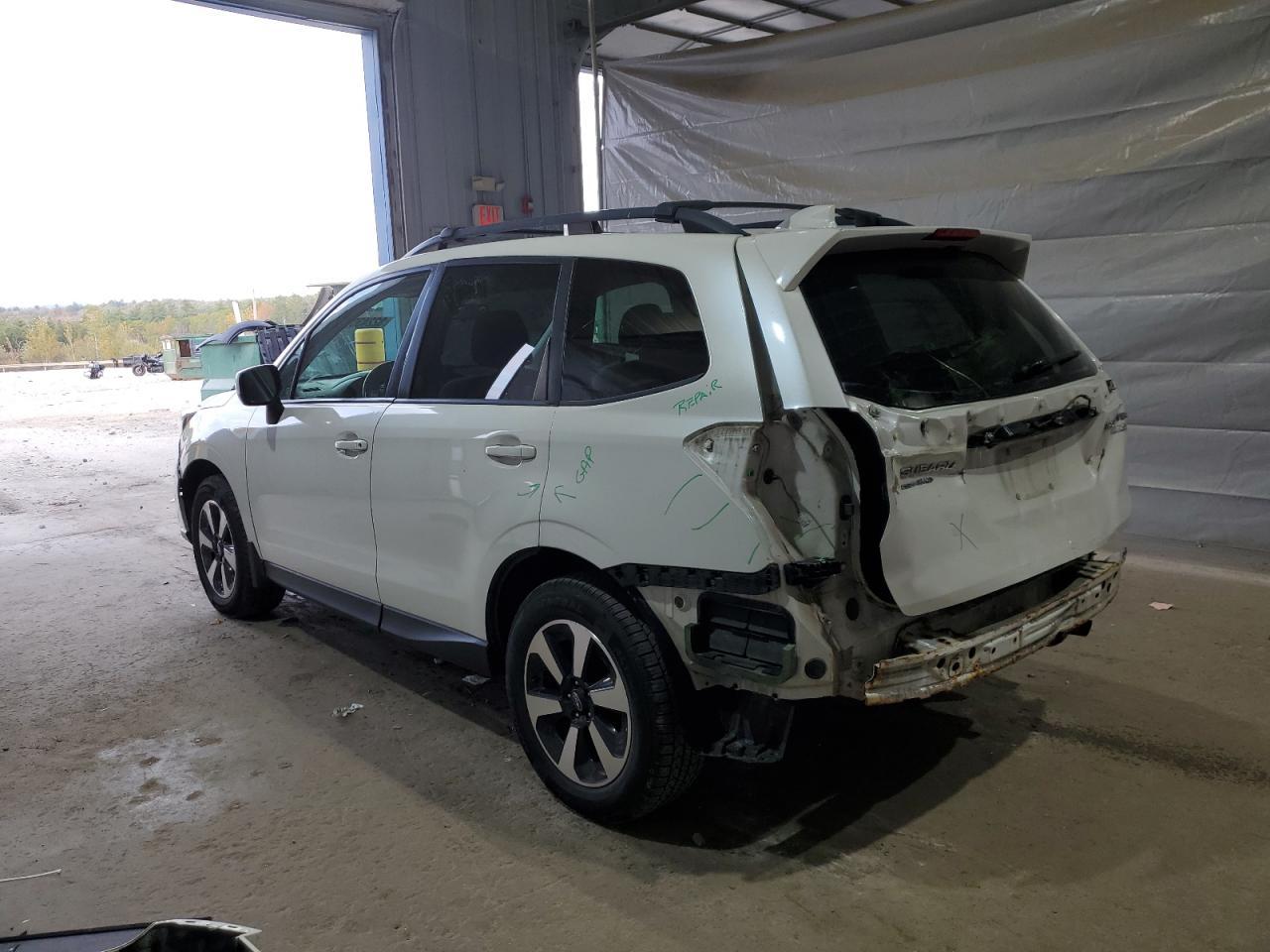2017 SUBARU FORESTER