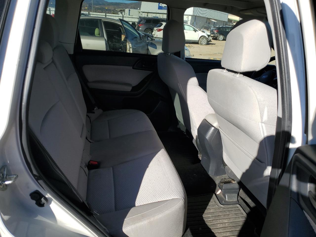 2017 SUBARU FORESTER