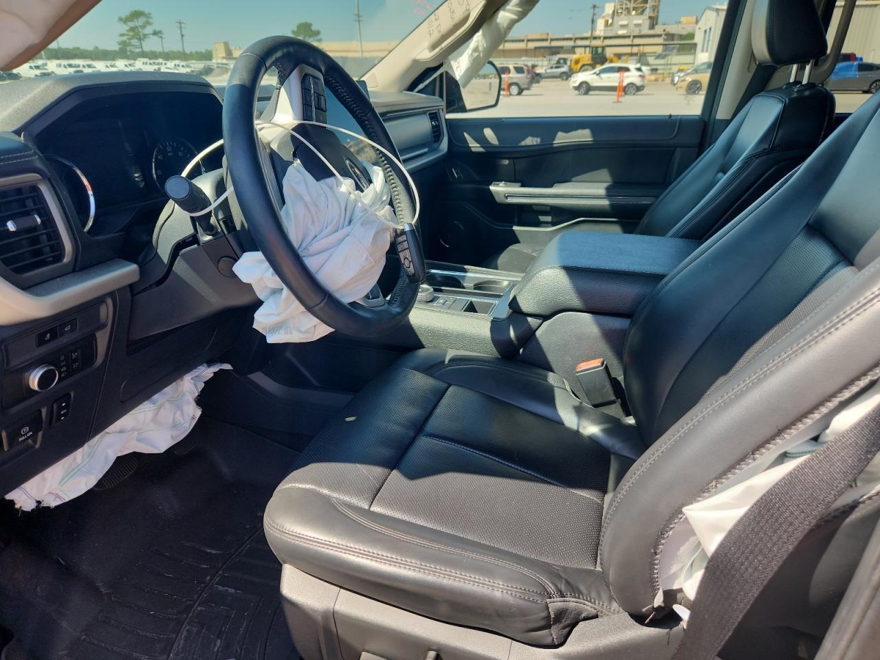 2022 FORD Expedition