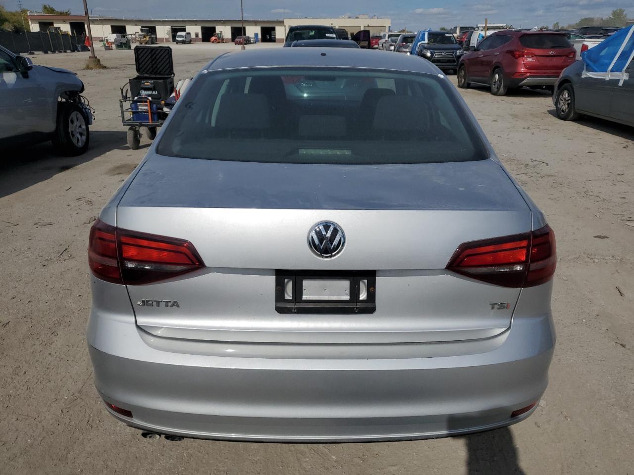 2016 VOLKSWAGEN JETTA