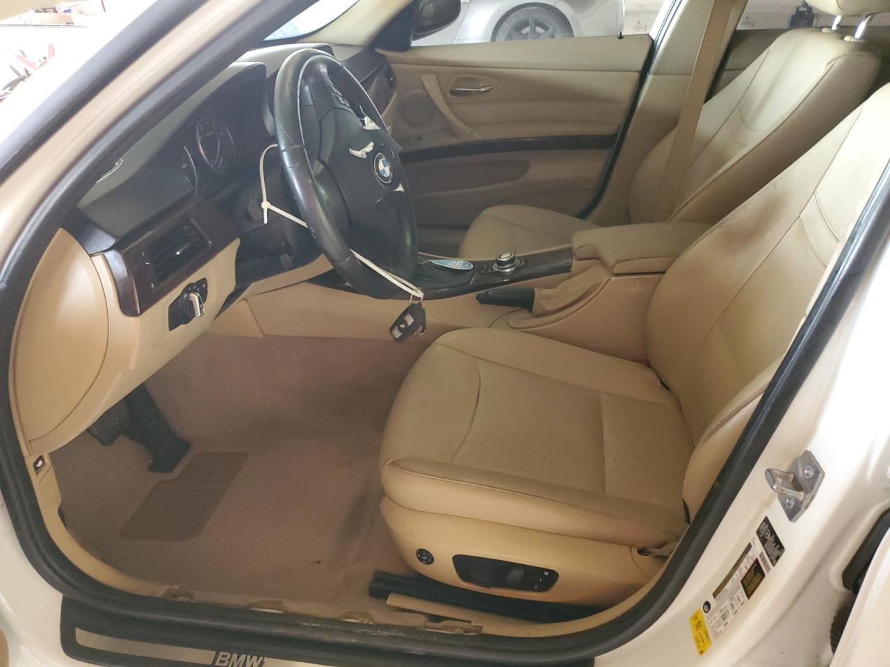 2011 BMW 3 SERIES