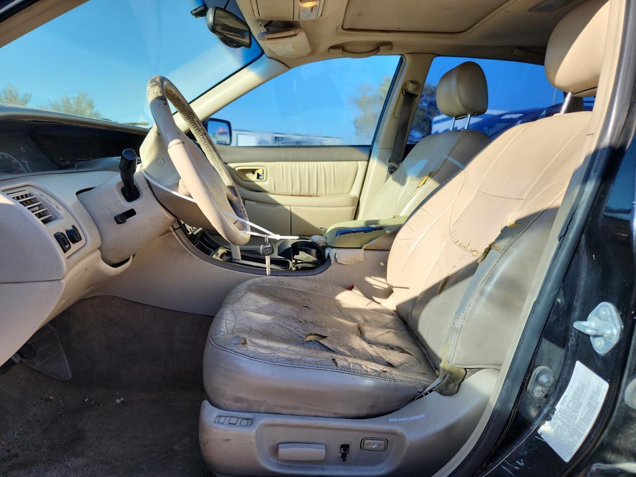 2000 TOYOTA Avalon