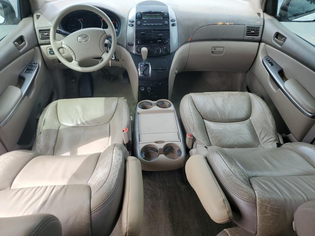 2008 TOYOTA SIENNA