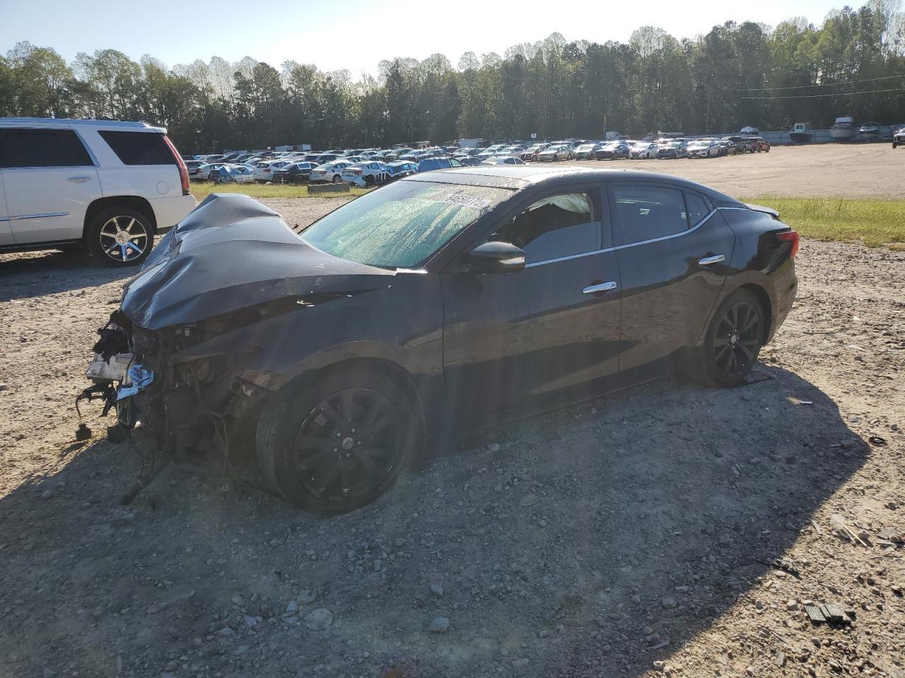 2016 NISSAN Maxima
