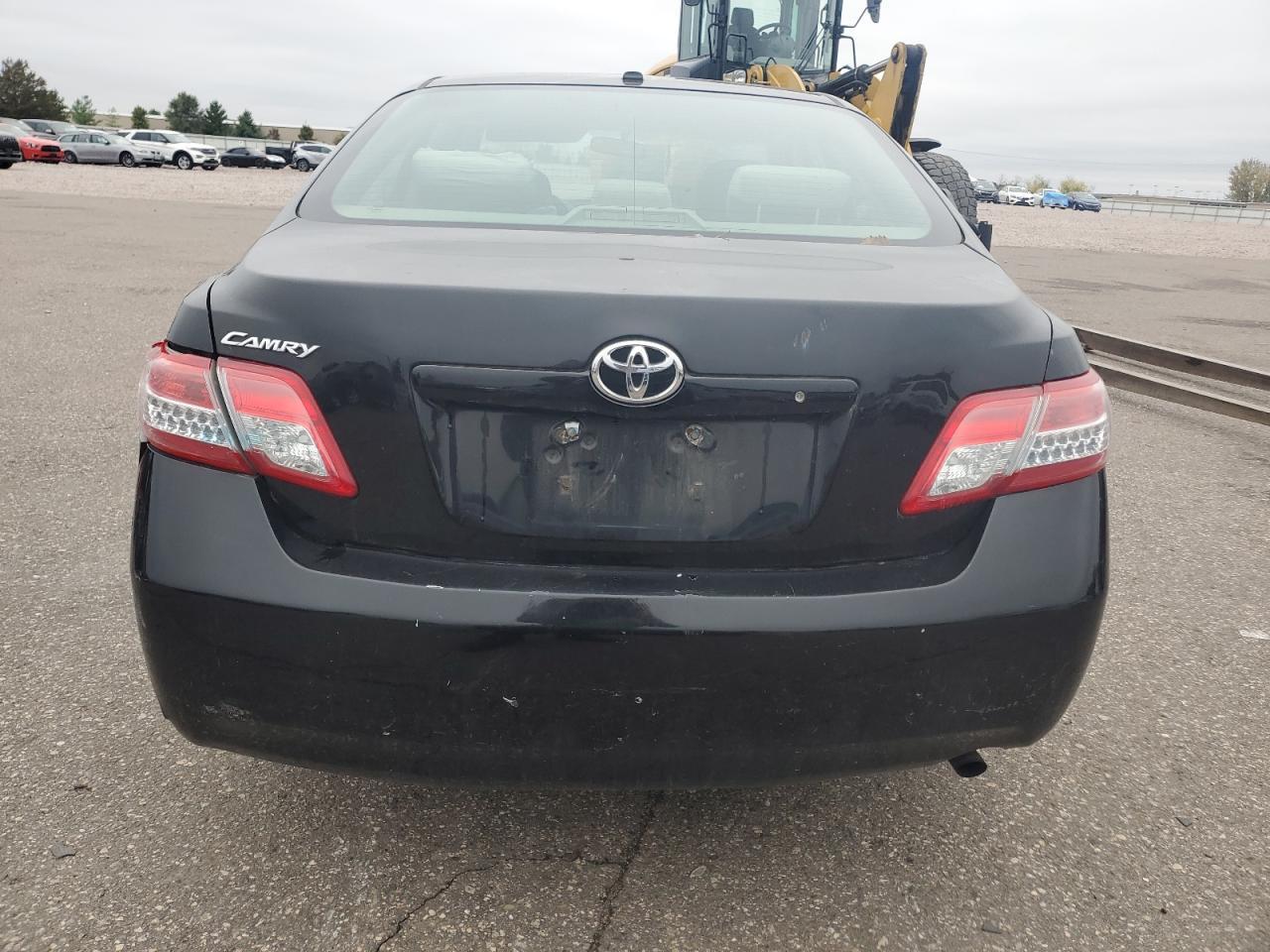2011 TOYOTA CAMRY