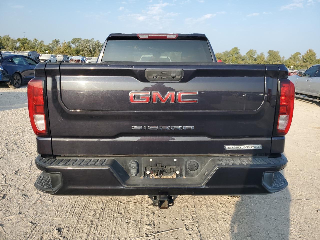 2023 GMC Sierra
