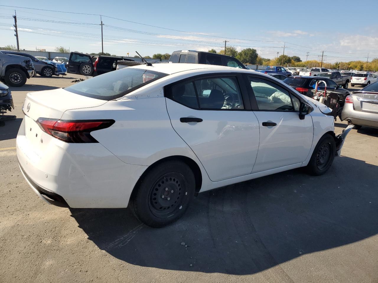 2024 NISSAN VERSA