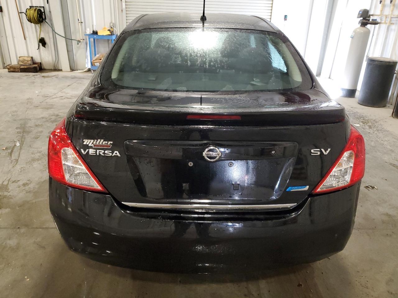 2014 NISSAN VERSA