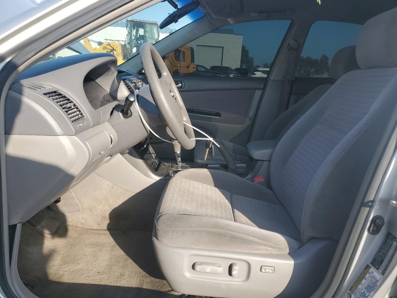 2005 TOYOTA CAMRY