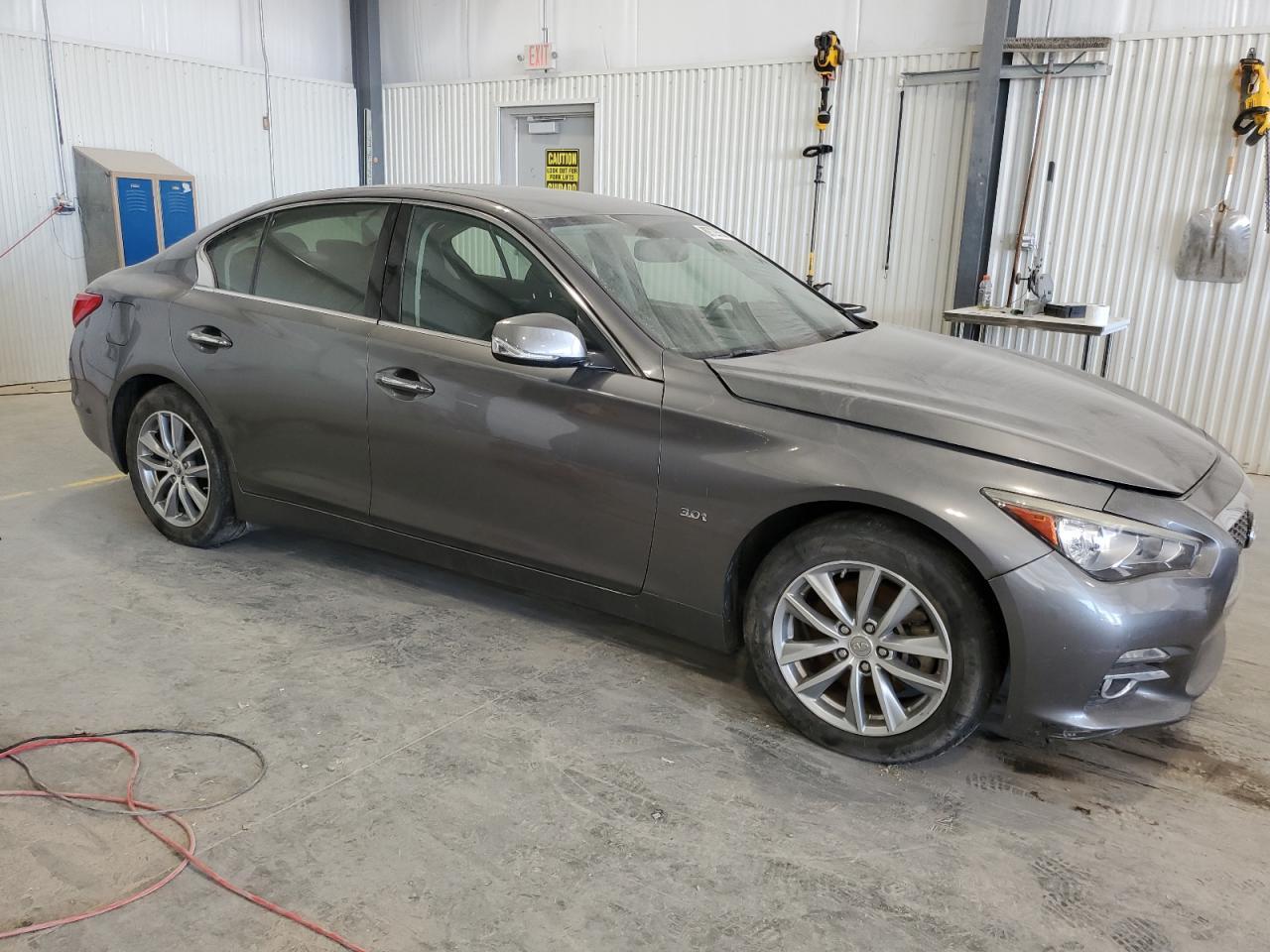 2017 INFINITI Q50