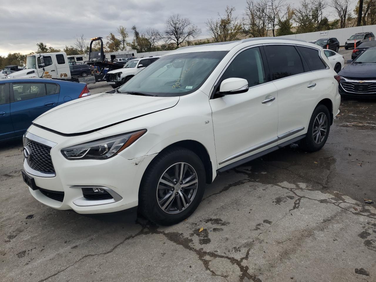 2016 INFINITI QX60