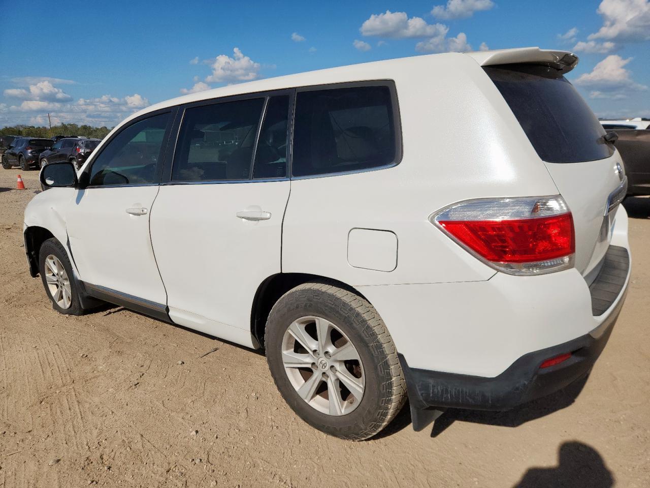 2013 TOYOTA HIGHLANDER
