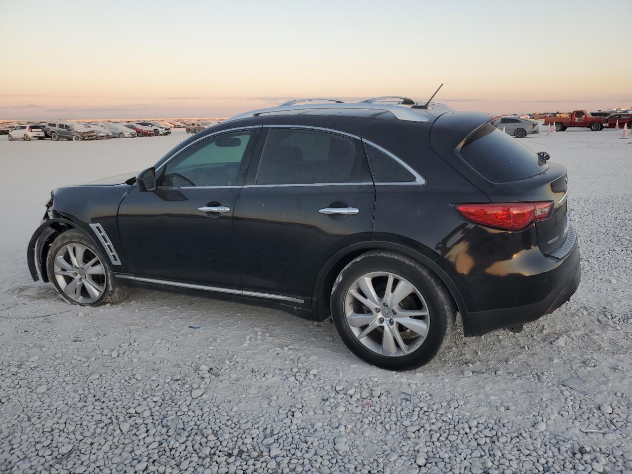2012 INFINITI FX35