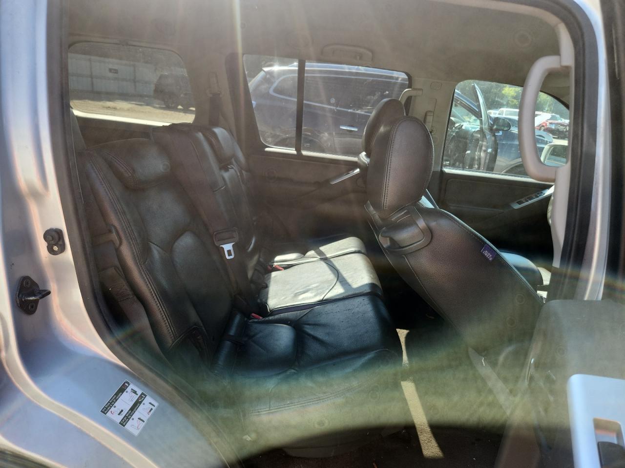 2010 NISSAN PATHFINDER