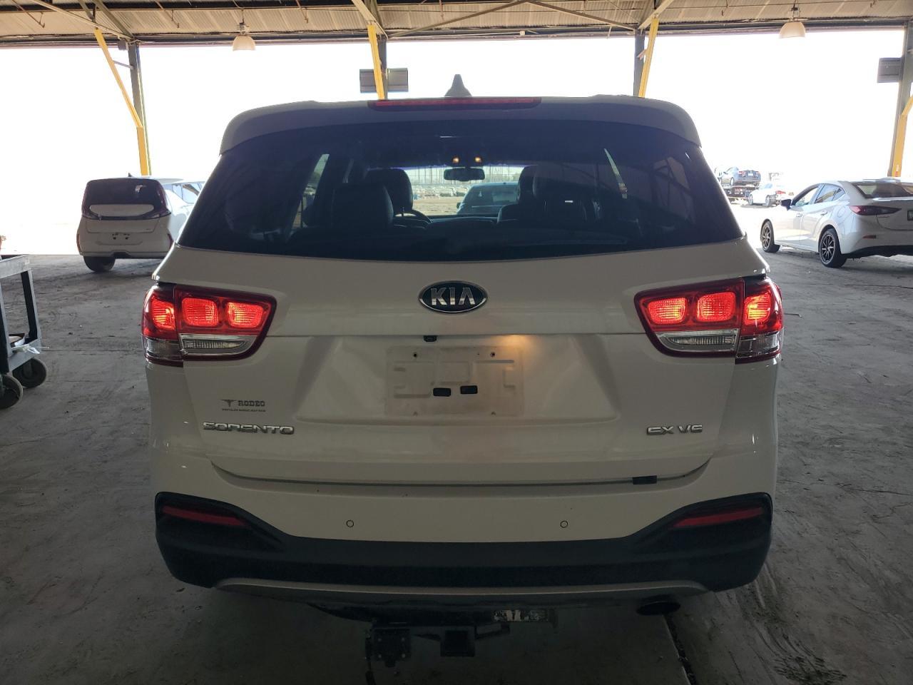 2017 KIA SORENTO