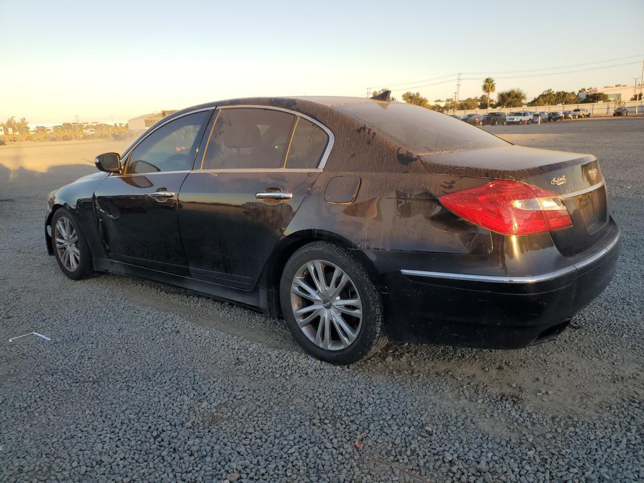 2012 HYUNDAI GENESIS