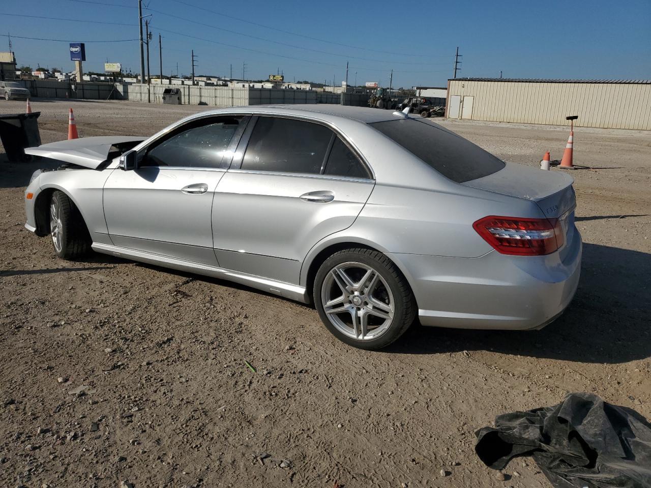 2013 MERCEDES-BENZ E-Class