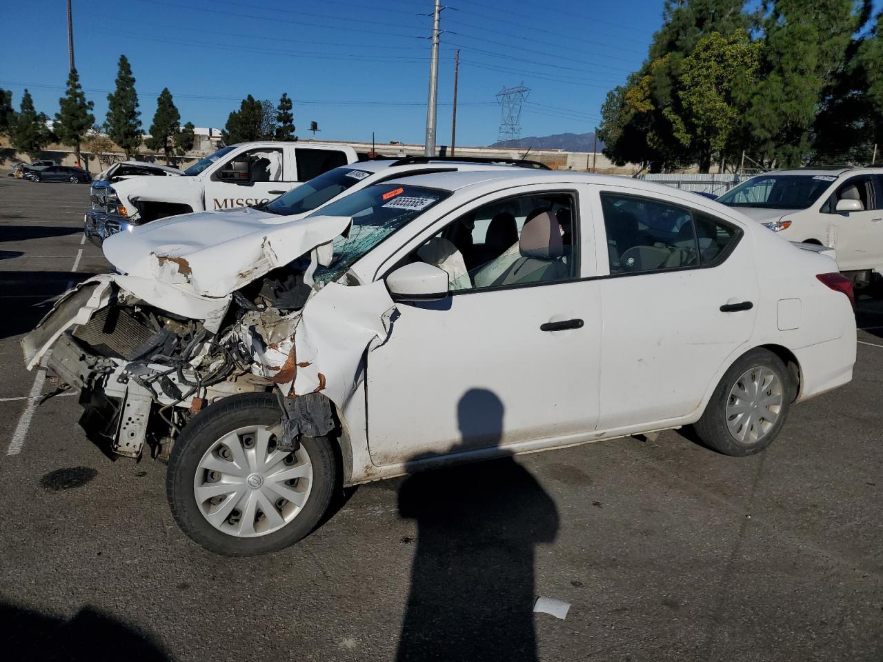 2019 NISSAN VERSA