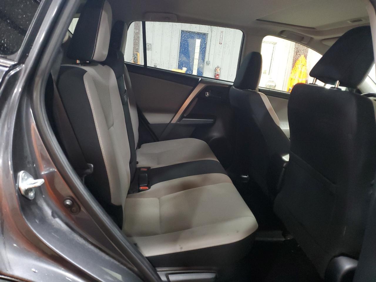 2016 TOYOTA RAV4