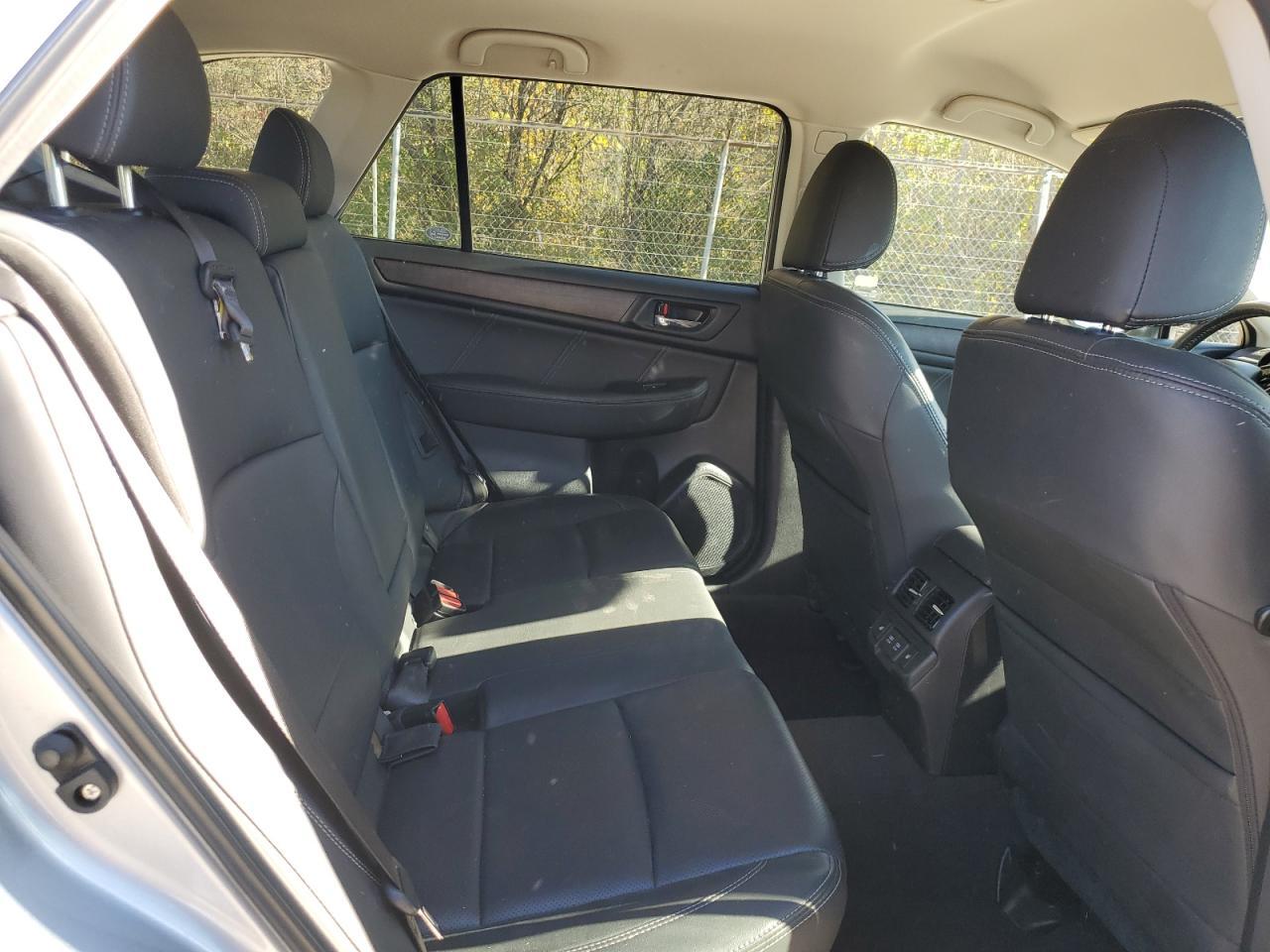 2019 SUBARU Outback