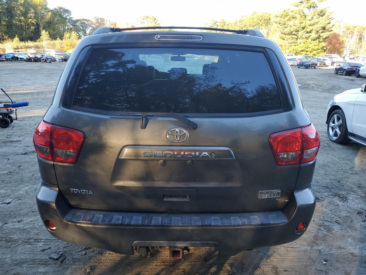 2008 TOYOTA Sequoia