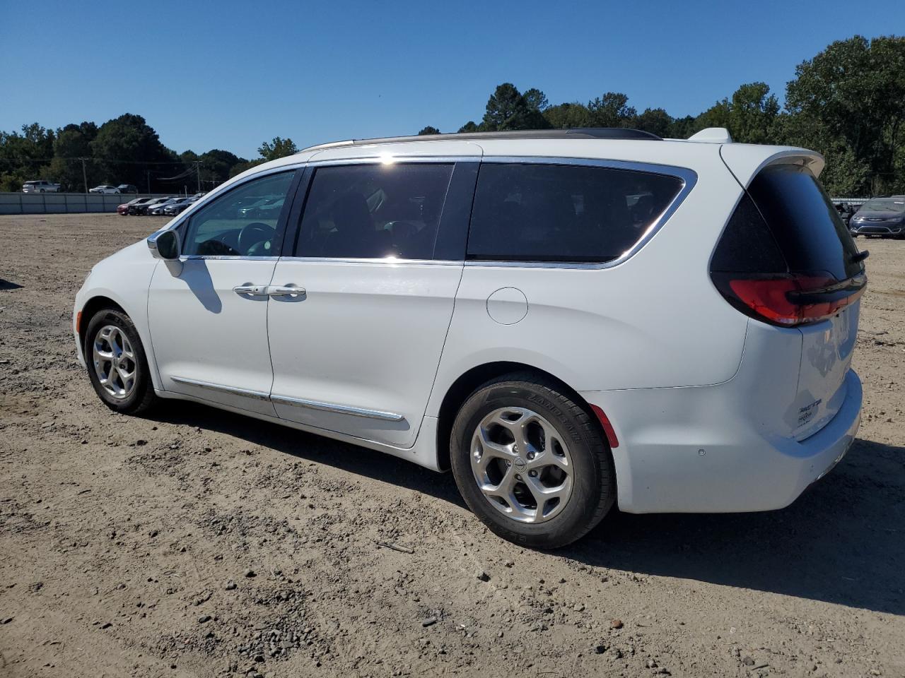2022 CHRYSLER Pacifica
