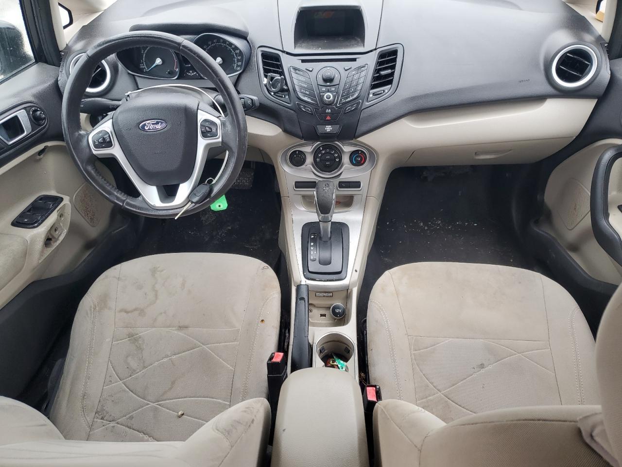 2014 FORD Fiesta