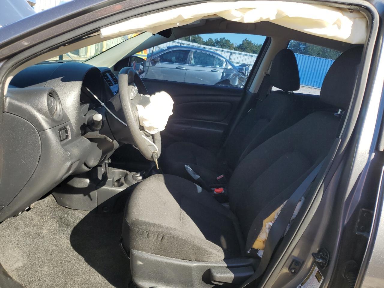 2019 NISSAN VERSA