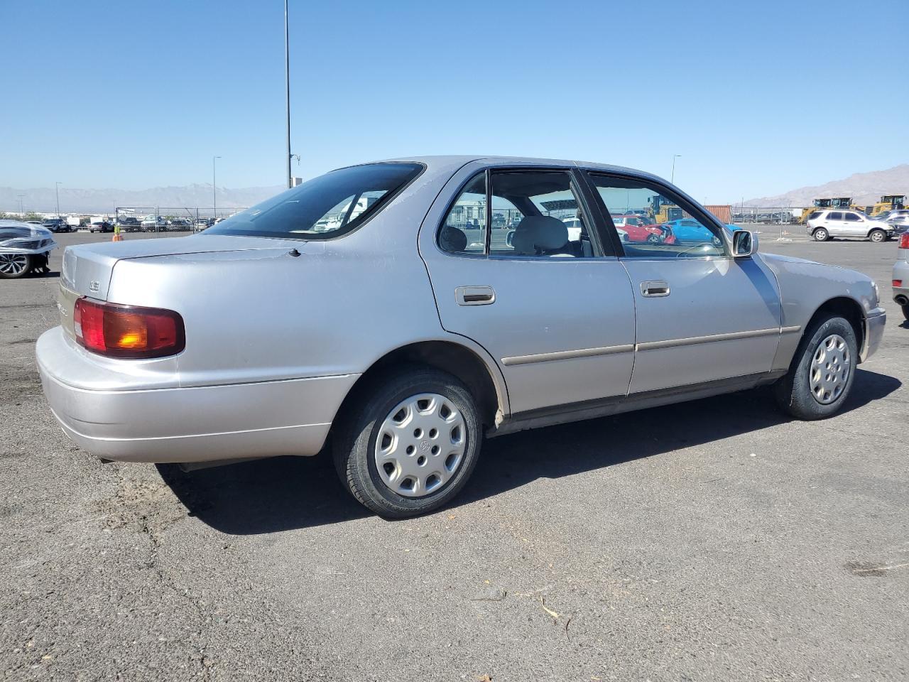 1996 TOYOTA CAMRY