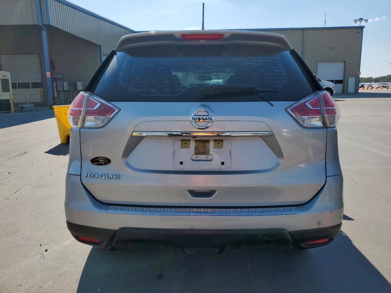 2016 NISSAN ROGUE