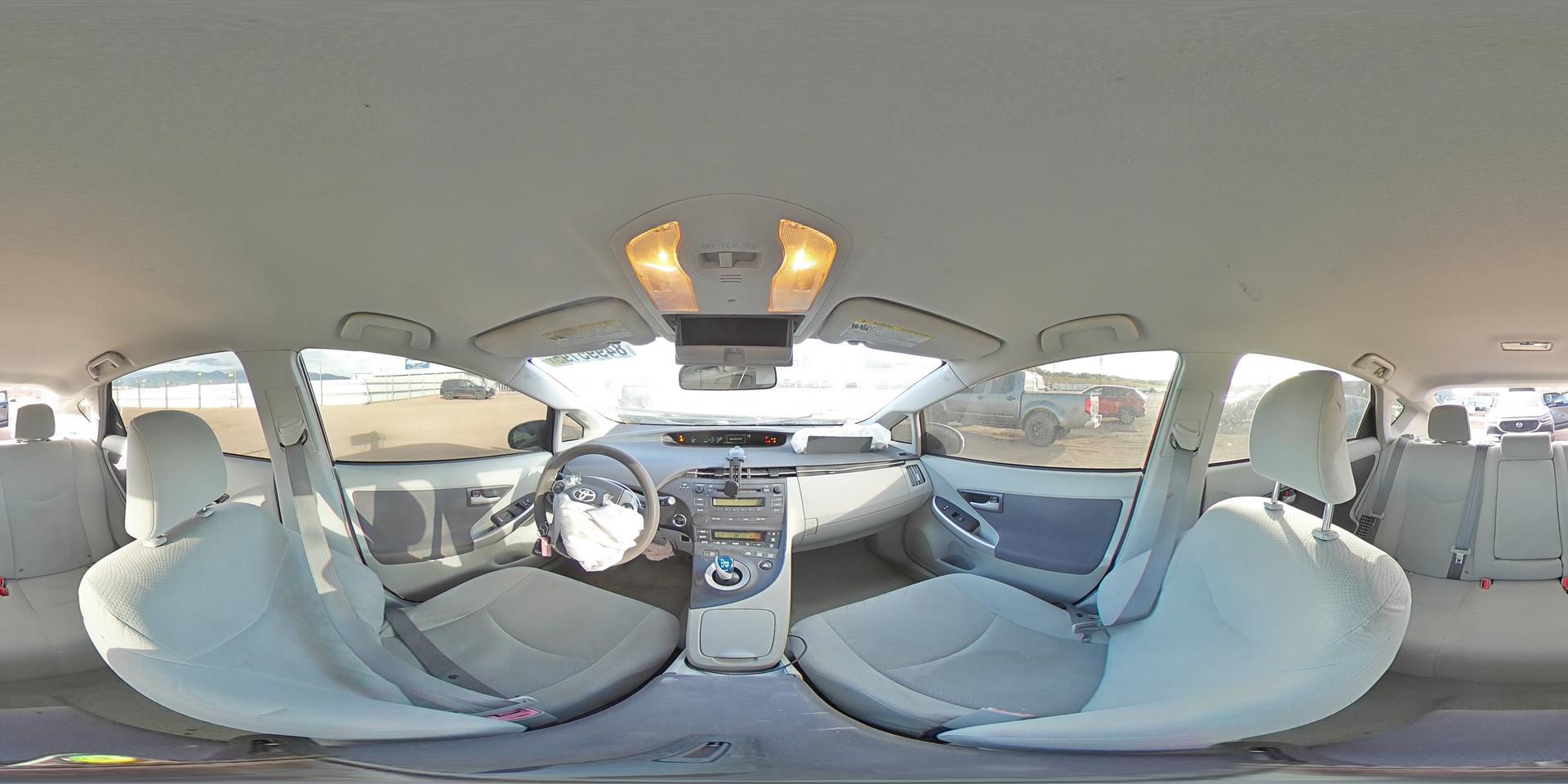 2011 TOYOTA PRIUS