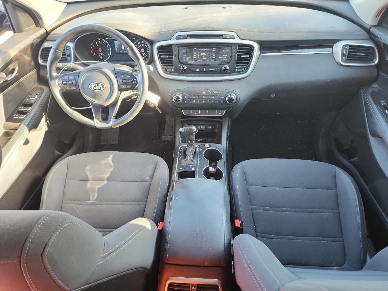 2016 KIA SORENTO